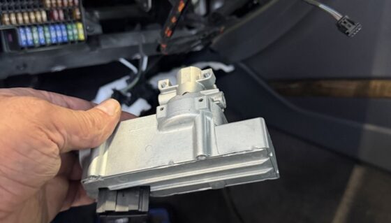 N360 ELV elektroninis vairo užrakto mechanizmas Volkswagen Phaeton