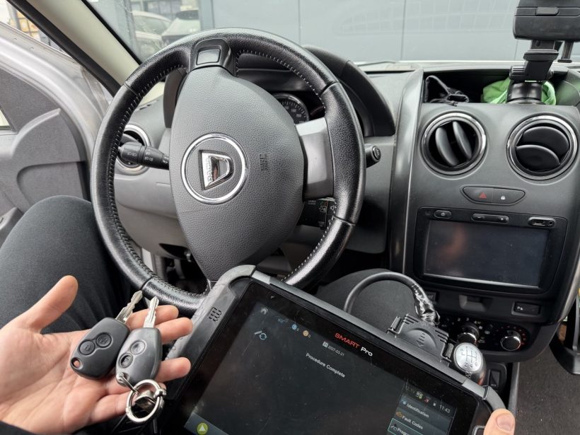 Dacia Duster 2017 originalus ir papildomai suprogramuotas raktas