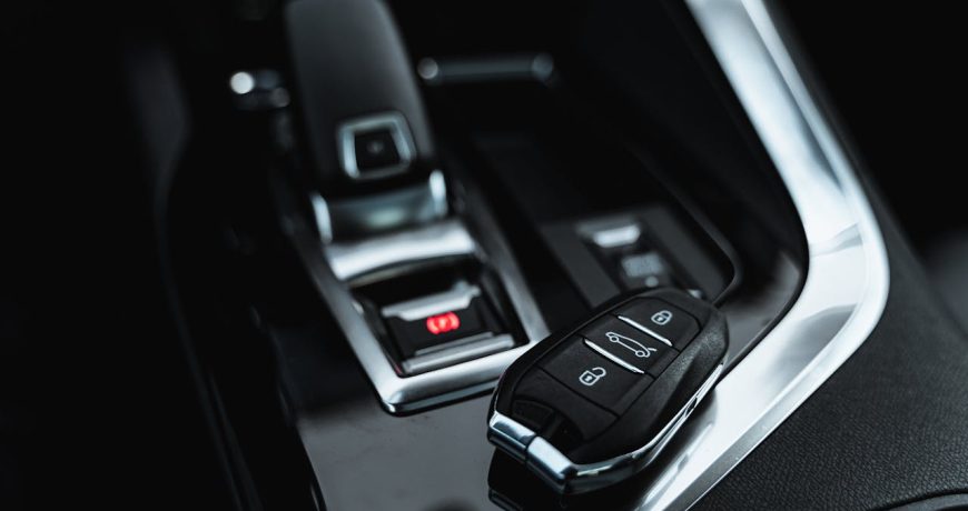 Peugeot raktų gamyba Vilniuje ir papildomų raktų programavimas
