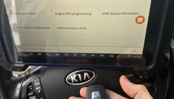Kia raktų programavimas Vilniuje naudojant profesionalią diagnostikos įrangą