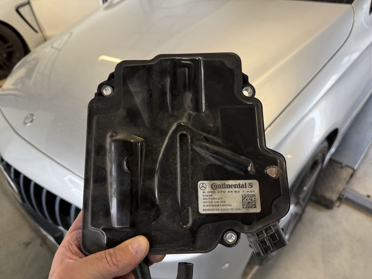 Mercedes DSM / ISM FBS4 modulis A0002704452 su Continental A2C85816000 etikete